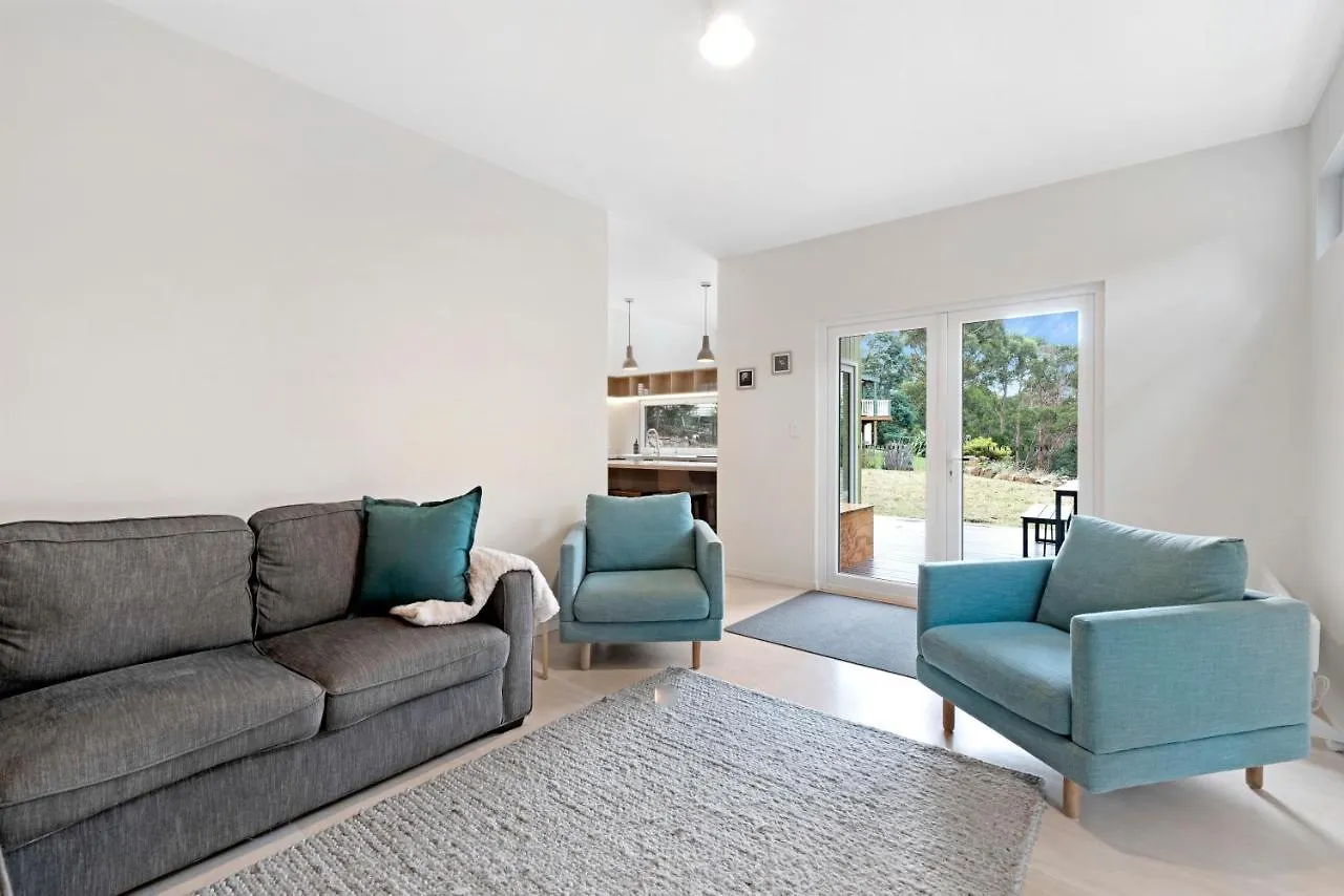 Relax At Ridgeway - Native Bushland Views Villa Hobart Australia