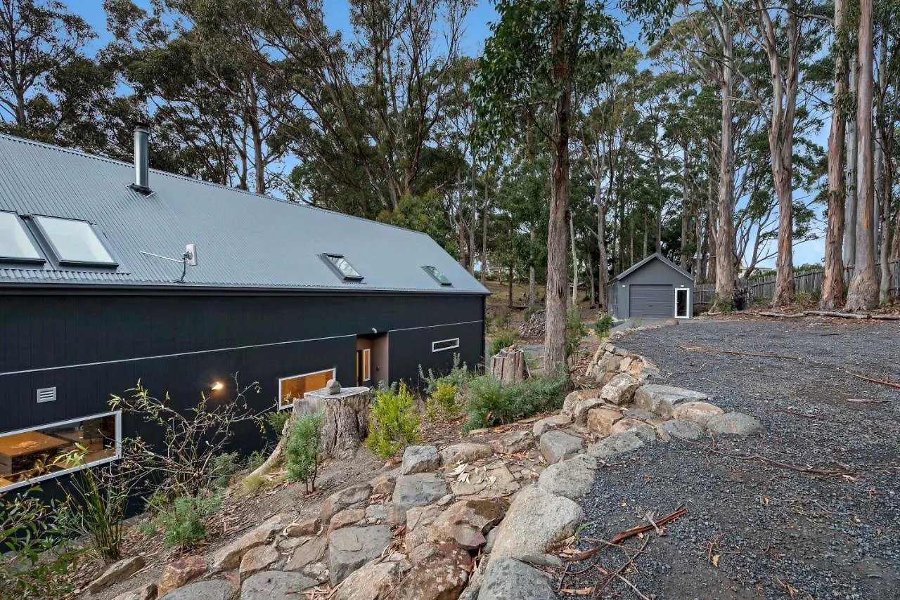Relax At Ridgeway - Native Bushland Views Villa Hobart 0*,