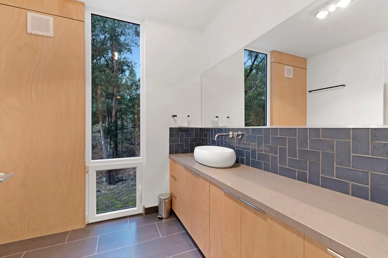 Relax At Ridgeway - Native Bushland Views Villa Hobart 0*,  Australia